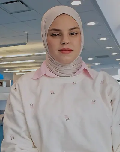 Soumeya Bouslah, Analyste base de données, equipe de Mission inclusion